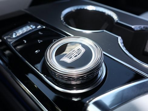 New 2026 Cadillac Lyriq Sport image 10