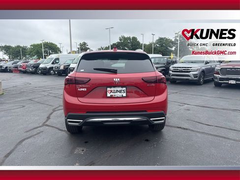 New 2025 Buick Envision Preferred image 8