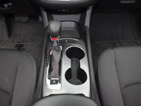 Used 2023 Chevrolet Malibu RS image 19