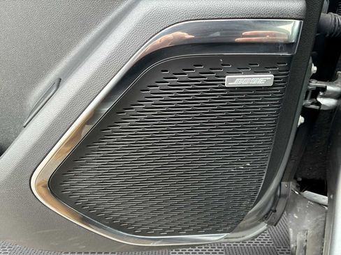 Certified 2025 GMC Acadia Elevation w/ Elevation Premium Package image 24