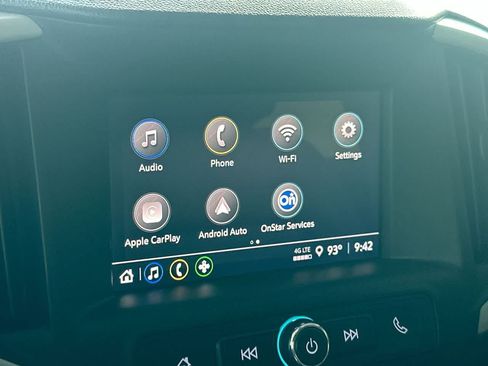 Used 2023 GMC Terrain SLE w/ Driver Convenience Package FWD image 18