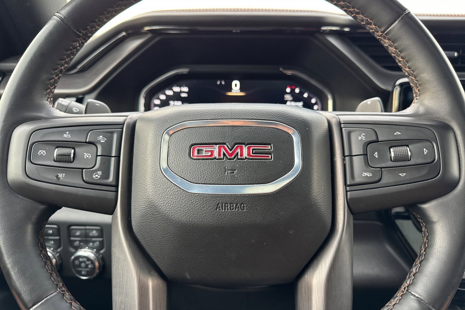 Used 2024 GMC Sierra 1500 AT4 w/ AT4 Premium Package AWD/4WD image 23