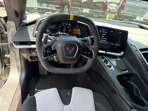Used 2022 Chevrolet Corvette Stingray Premium Conv RWD image 13