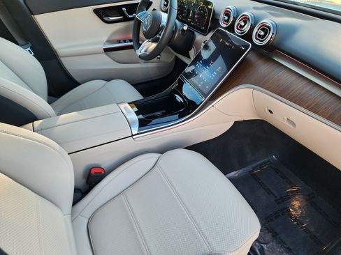 Used 2023 Mercedes-Benz C 300 Sedan image 15