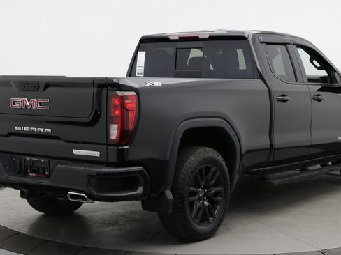 Used 2022 GMC Sierra 1500 Elevation w/ Preferred Package AWD/4WD image 8