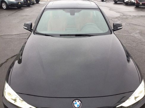 Used 2017 BMW 330i xDrive Sedan image 3