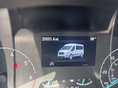 Used 2022 Ford Transit 350 XLT image 21