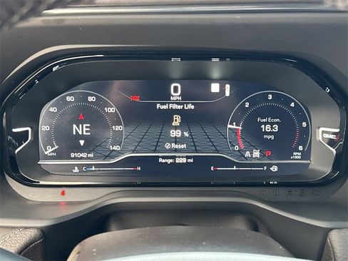 Used 2022 GMC Yukon XL Denali image 29