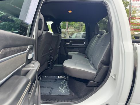 Used 2024 RAM 3500 Big Horn image 12
