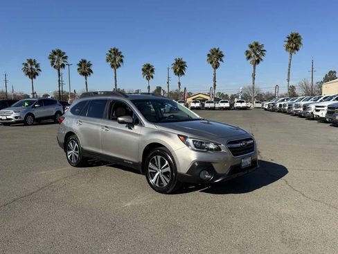 Used 2019 Subaru Outback 2.5i Limited image 2