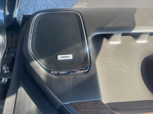 Used 2018 GMC Sierra 1500 Denali AWD/4WD image 21