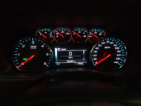 Used 2019 Chevrolet Silverado 1500 LT AWD/4WD image 23