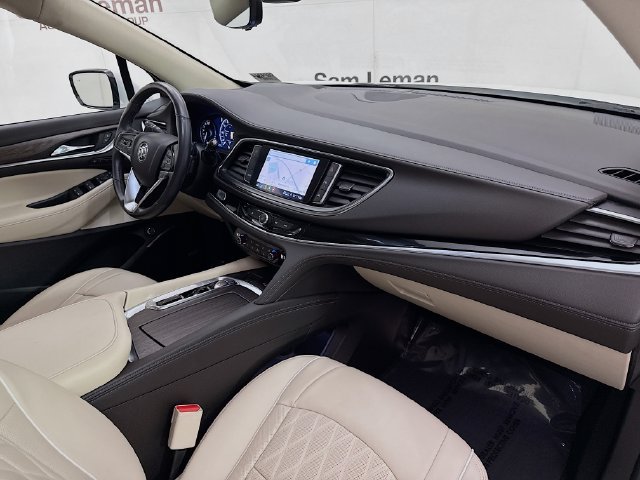 Used 2022 Buick Enclave Avenir w/ Avenir Technology Package FWD image 33
