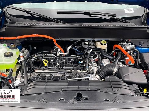 New 2026 Ford Maverick XL image 10