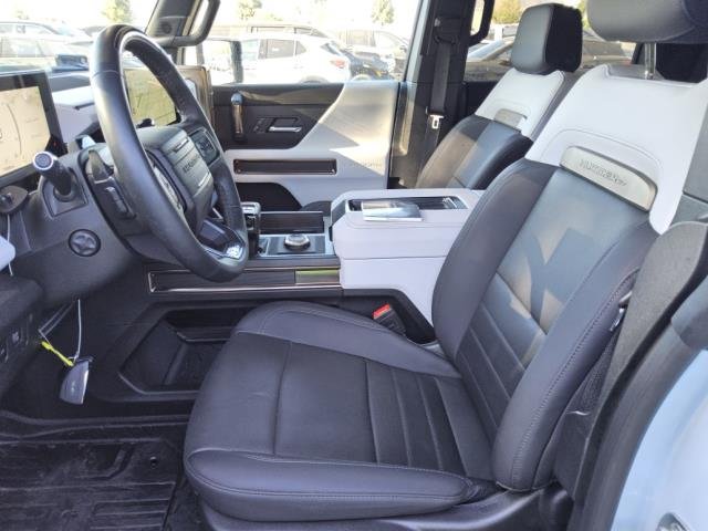 Used 2024 GMC Hummer EV 2X w/ Extreme Off-Road Package AWD/4WD image 3