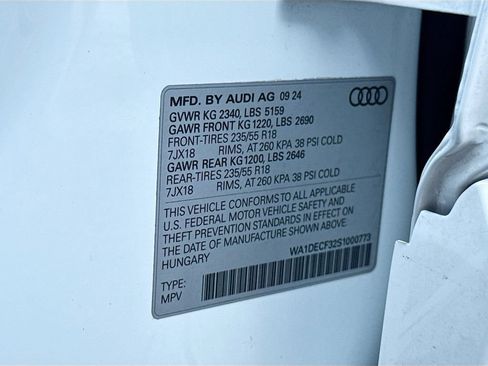 Used 2025 Audi Q3 2.0T Premium AWD/4WD image 41