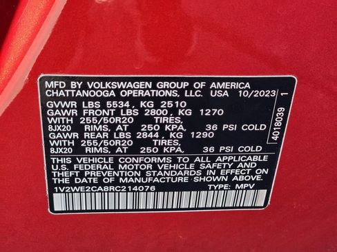 Used 2024 Volkswagen Atlas Cross Sport SE image 33