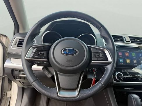 Used 2018 Subaru Outback 2.5i Premium AWD/4WD image 18