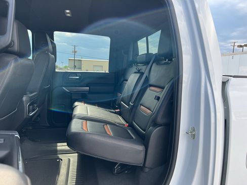 Certified 2022 GMC Sierra 3500 AT4 w/ AT4 Preferred Package AWD/4WD image 31