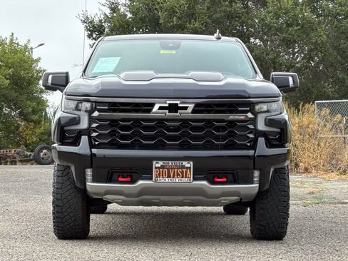 Used 2023 Chevrolet Silverado 1500 ZR2 w/ Technology Package AWD/4WD image 9