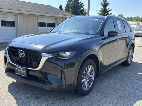 Used 2024 MAZDA CX-90 3.3 Turbo w/ Preferred Plus AWD/4WD image 12