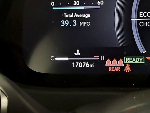 Used 2025 Lexus UX 300h AWD w/ Accessory Package (Z2) image 21