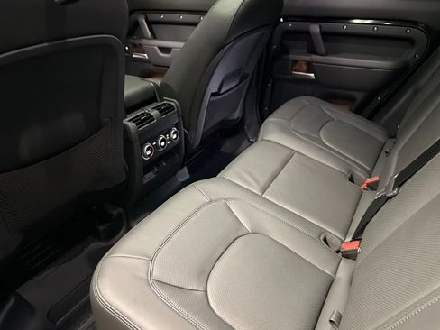 New 2026 Land Rover Defender 110 X-Dynamic SE AWD/4WD image 25