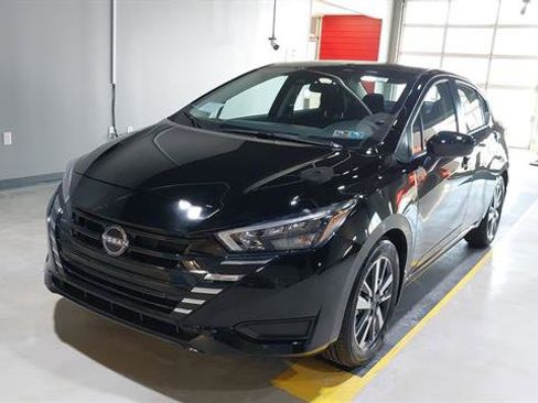 Used 2025 Nissan Versa SV w/ Trunk Package FWD image 17