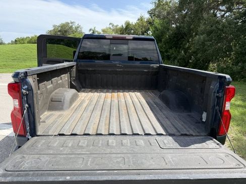 Used 2020 Chevrolet Silverado 2500 LTZ w/ LTZ Convenience Package AWD/4WD image 11