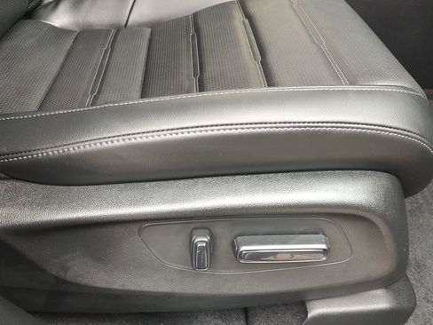 Used 2024 Honda CR-V EX-L image 5