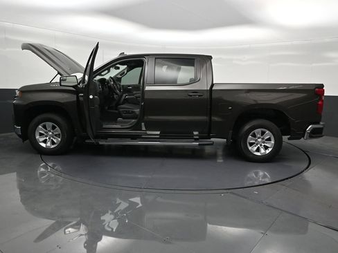 Used 2022 Chevrolet Silverado 1500 LT RWD image 36