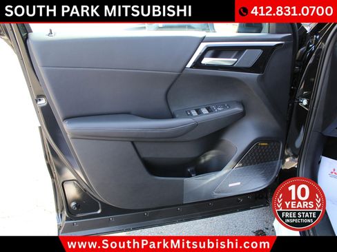 New 2026 Mitsubishi Outlander SE AWD/4WD image 14