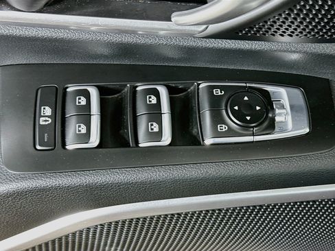 Used 2025 Kia Telluride S AWD/4WD image 15