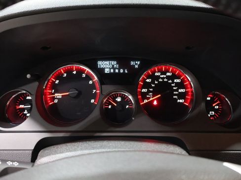 Used 2012 GMC Acadia SLT image 39