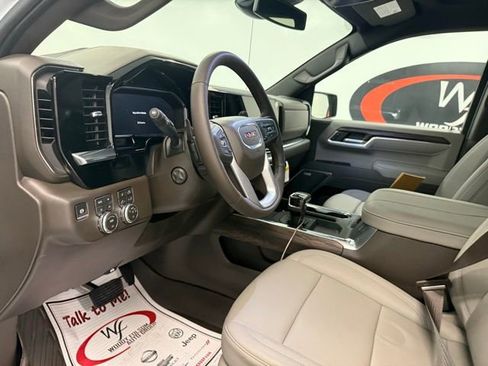 New 2026 GMC Sierra 1500 SLT w/ SLT Premium Plus Package AWD/4WD image 12