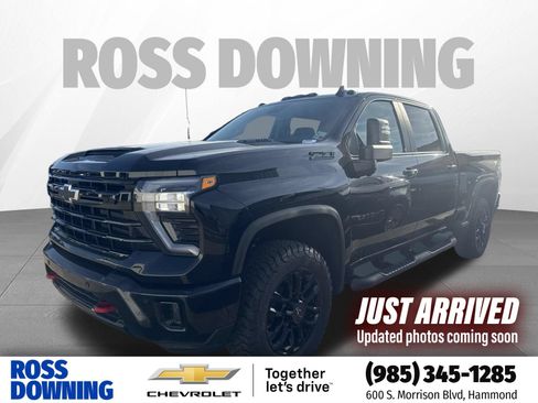 Used 2026 Chevrolet Silverado 2500 LT w/ Trail Boss Package AWD/4WD image 1