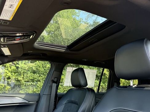 New 2025 Jeep Grand Cherokee L Altitude RWD image 16