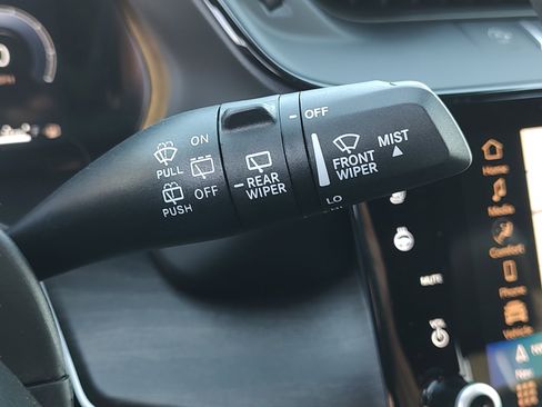 New 2026 Jeep Grand Cherokee Limited Reserve image 23