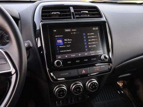 Used 2024 Mitsubishi Outlander Sport SE AWD/4WD image 17