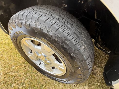 Used 2012 Ford F150 XLT w/ XLT Convenience Pkg image 32