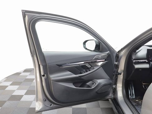 Certified 2025 BMW i5 M60 w/ Premium Package image 5