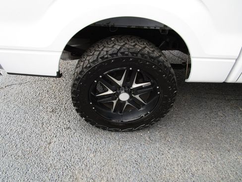 Used 2014 Ford F150 XLT w/ Equipment Group 302A Luxury image 24