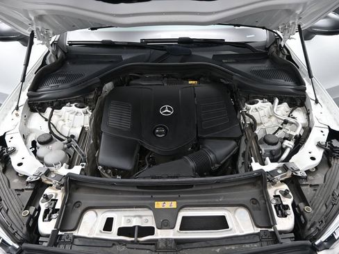 Used 2023 Mercedes-Benz GLC 300 image 27