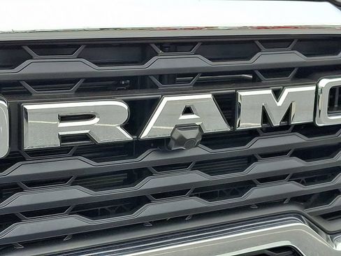 Used 2025 RAM 2500 Big Horn AWD/4WD image 35