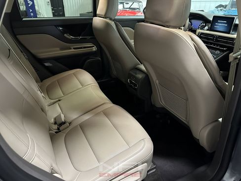 Used 2022 Lincoln Corsair AWD w/ Equipment Group 101A image 44