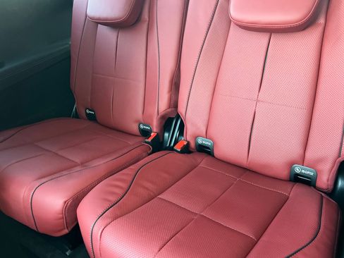 New 2026 Mercedes-Benz GLS 580 4MATIC image 28