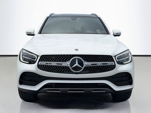 Used 2020 Mercedes-Benz GLC 300 image 8