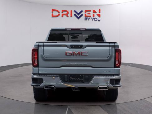 Used 2024 GMC Sierra 1500 SLT w/ SLT Premium Plus Package AWD/4WD image 4
