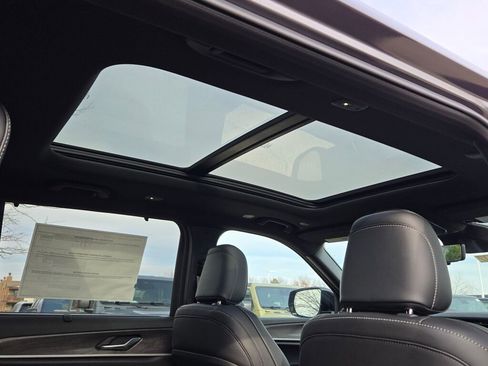 New 2025 Jeep Grand Cherokee L Limited w/ Luxury Tech Group II image 11