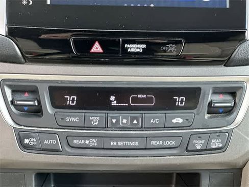 Used 2016 Honda Pilot EX image 14